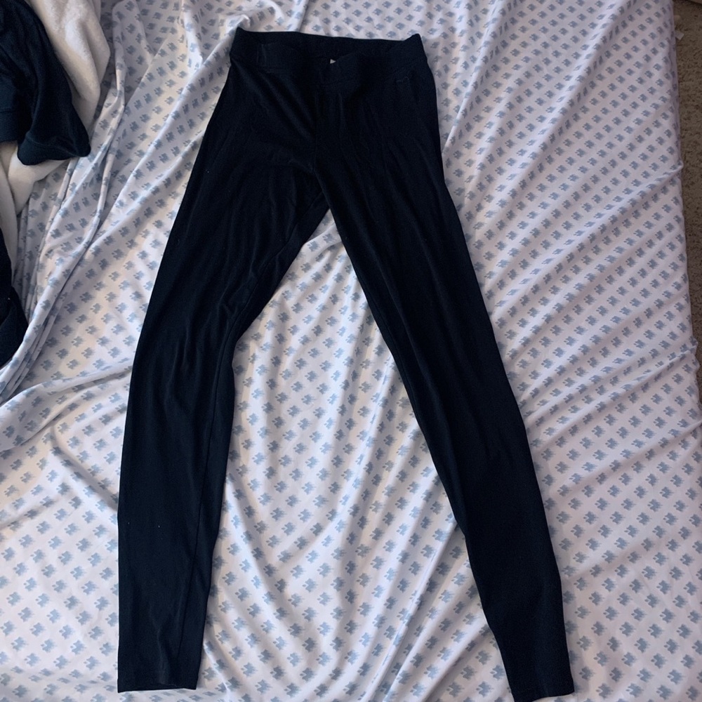 XS PINK VICTORIA’S SECRET LEGGINGS